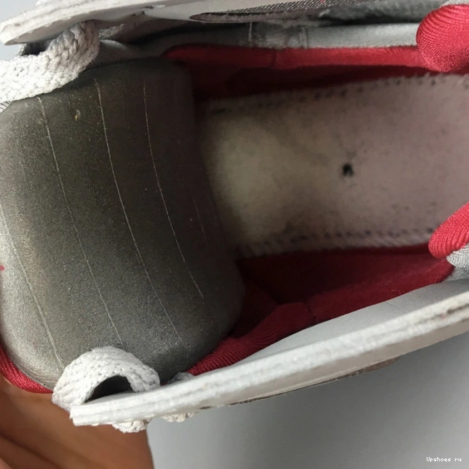 BV6281-006 JORDAN AIR “REFLECTIVE CARDINAL” 7 0302